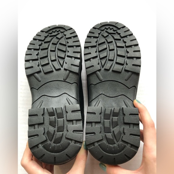 Tamarack women’s black slip on moccasins - Picture 4 of 5